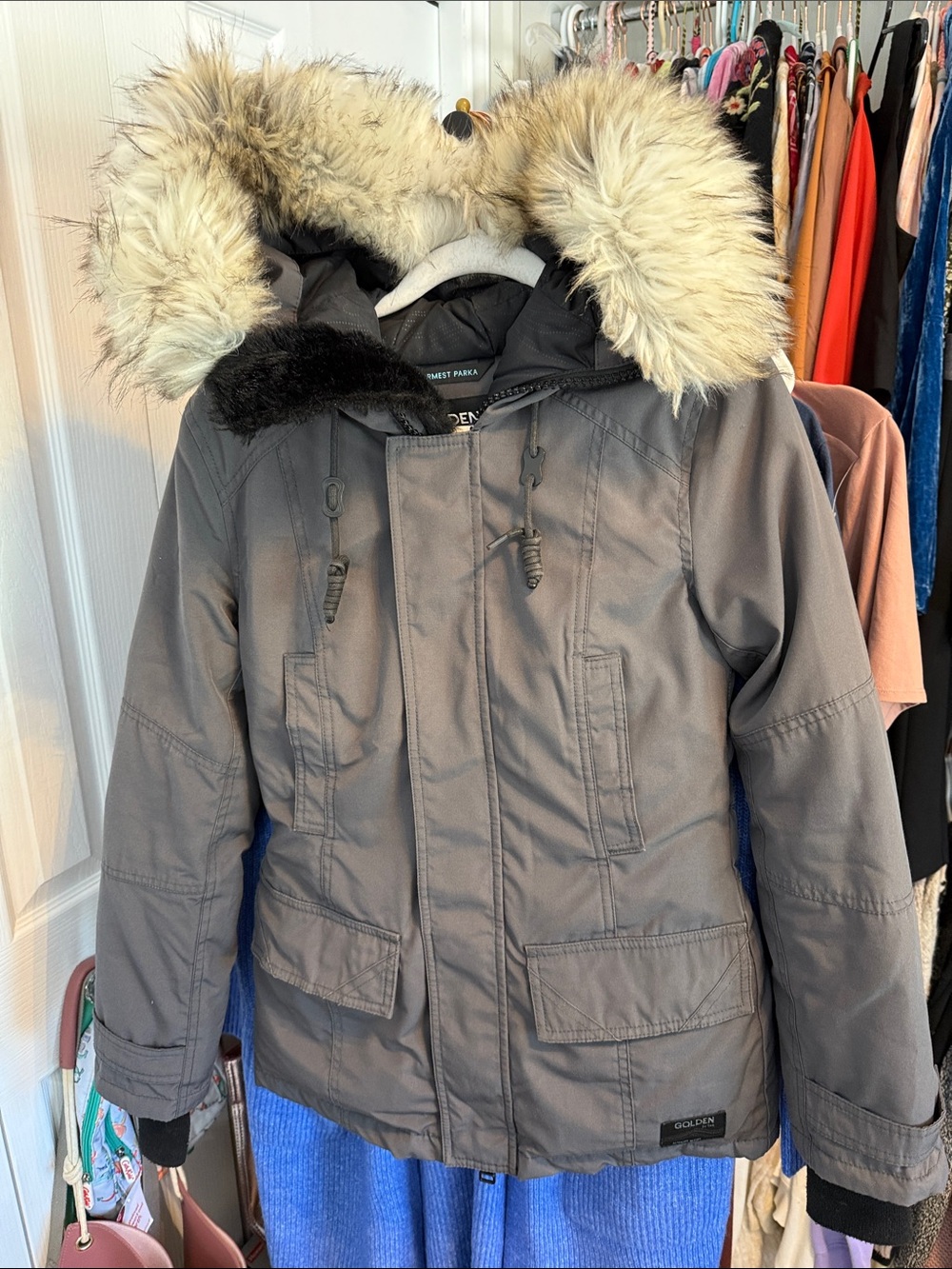 tna golden warmest parka Larson as is